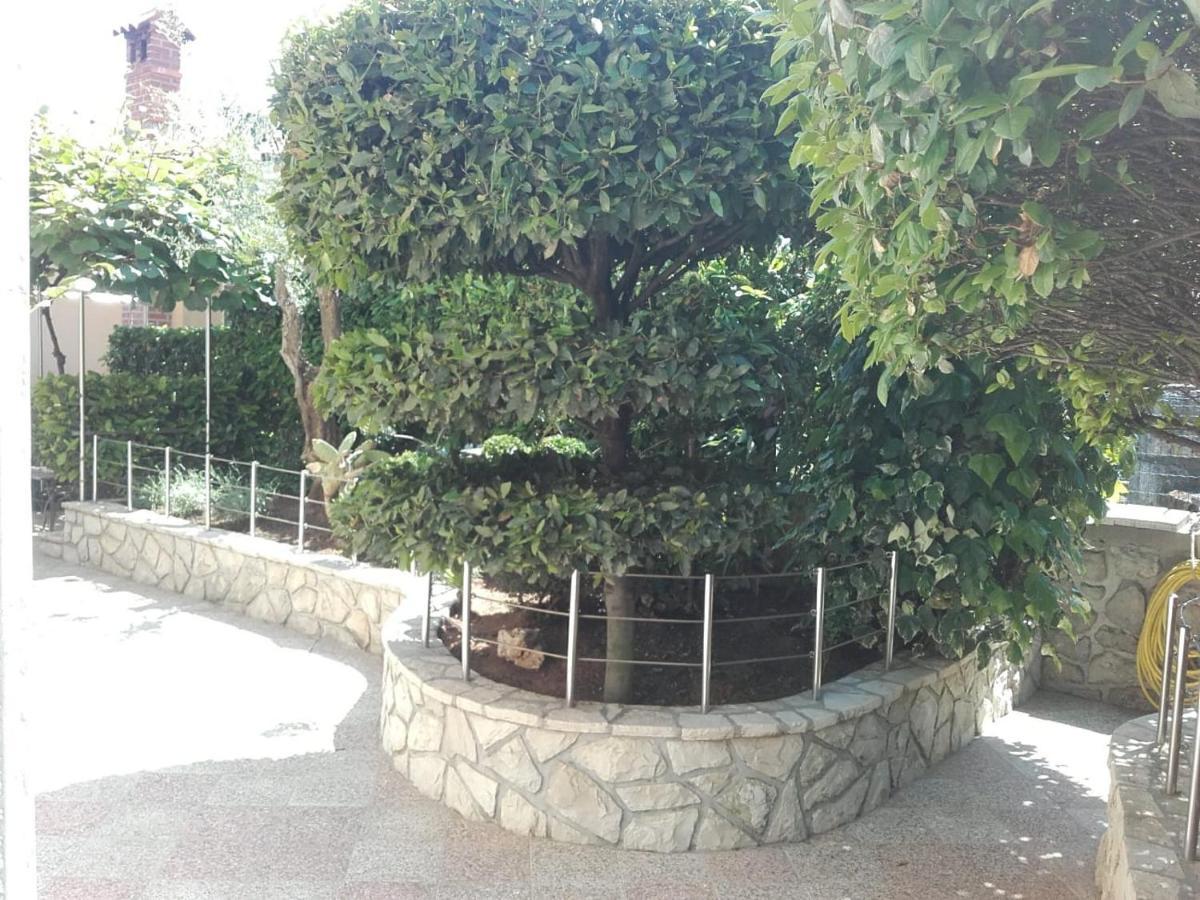 Apartments F&T Mošćenička Draga Eksteriør billede