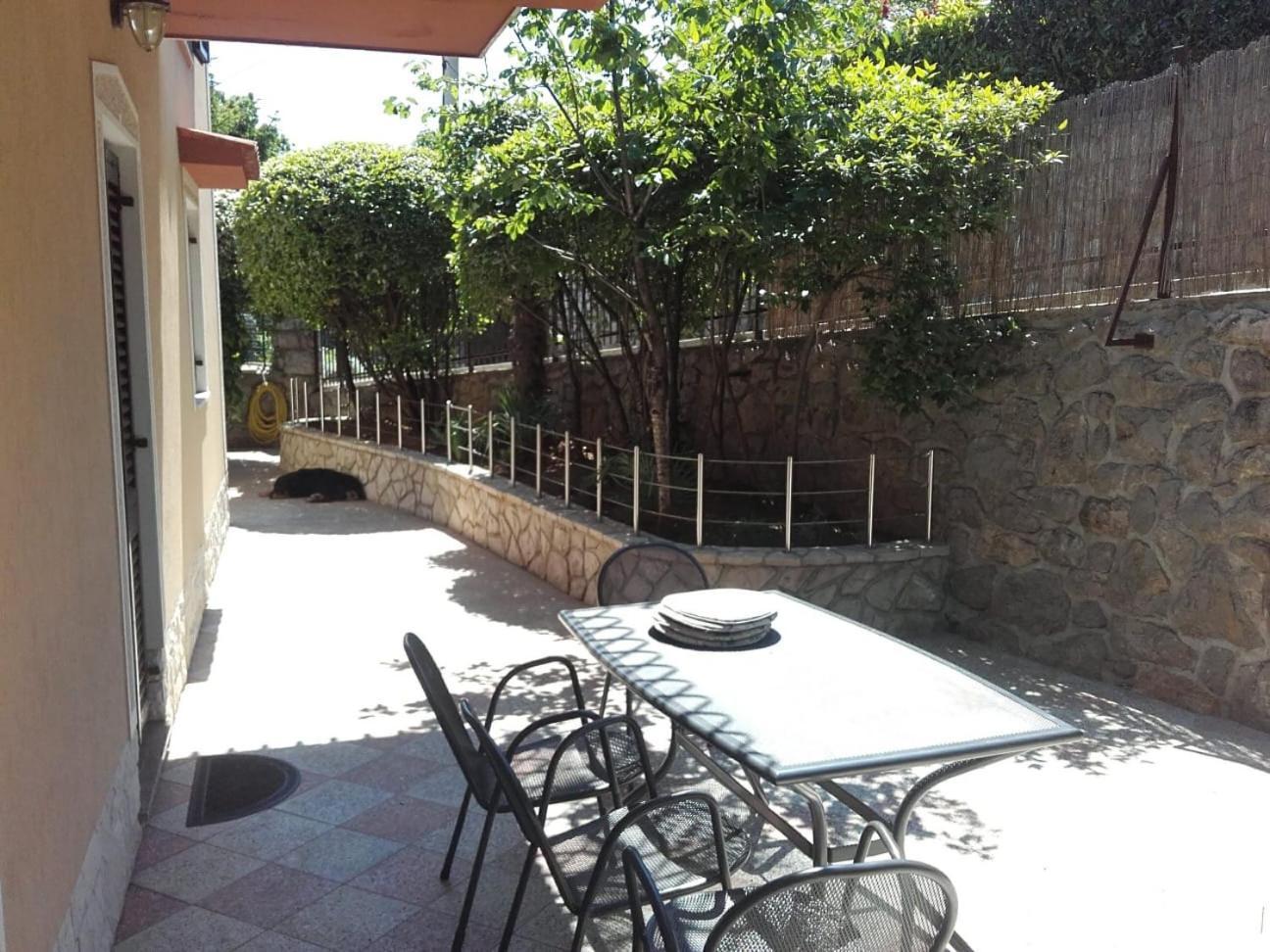 Apartments F&T Mošćenička Draga Eksteriør billede