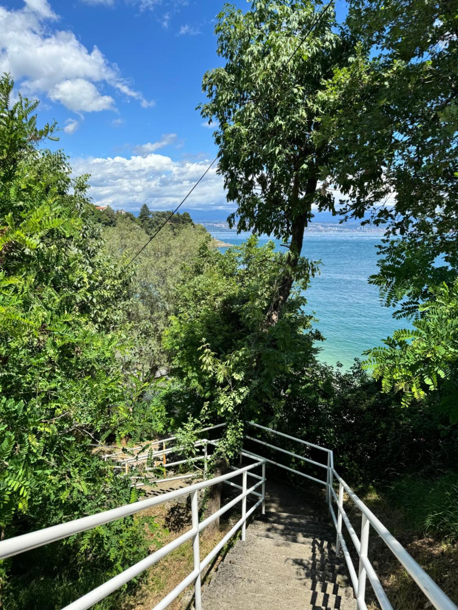 Apartments F&T Mošćenička Draga Eksteriør billede
